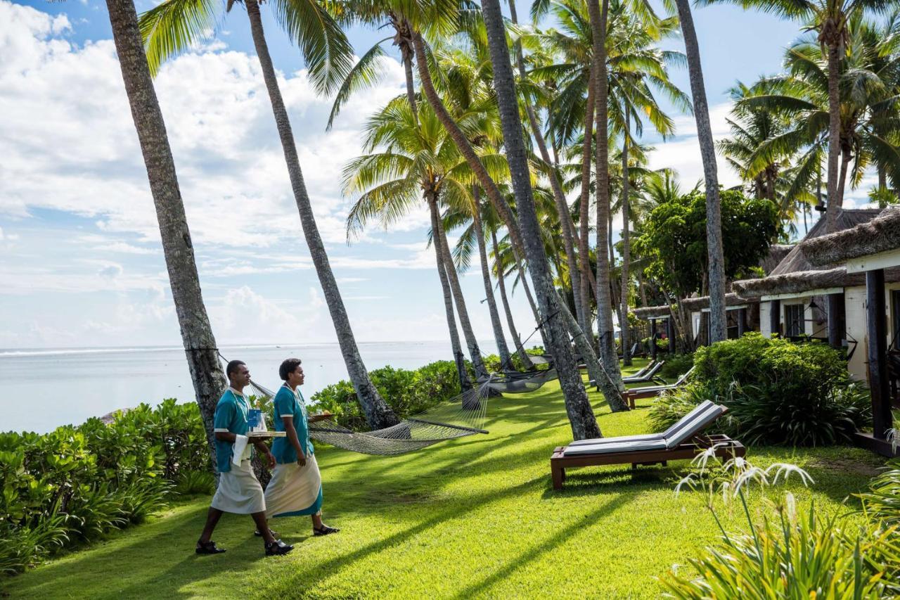 Outrigger Fiji Beach Resort Korotogo Esterno foto The resort's beachfront