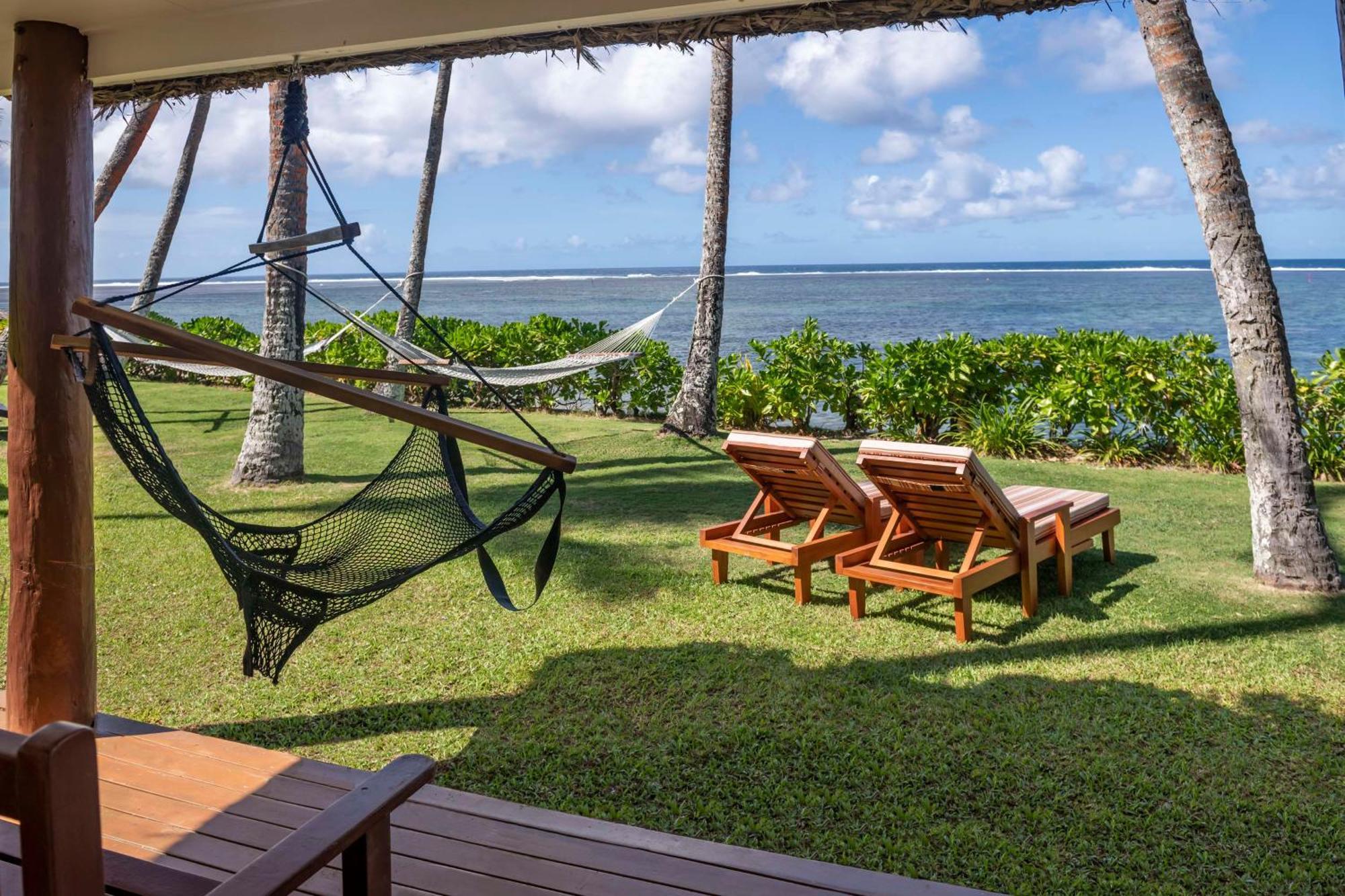 Outrigger Fiji Beach Resort Korotogo Esterno foto View from a bungalow